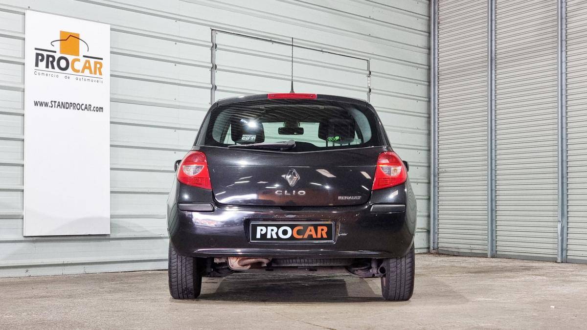 renault-clio-2006-gasolina-1149cc