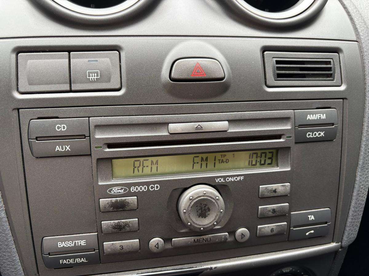 ford-fiesta-2006-gasolina-1242cc