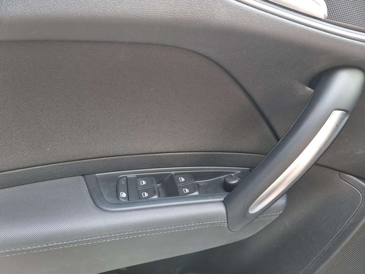 audi-a1-2014-diesel-1598cc