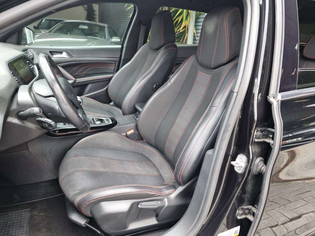 peugeot-308-2015-gasolina-1199cc