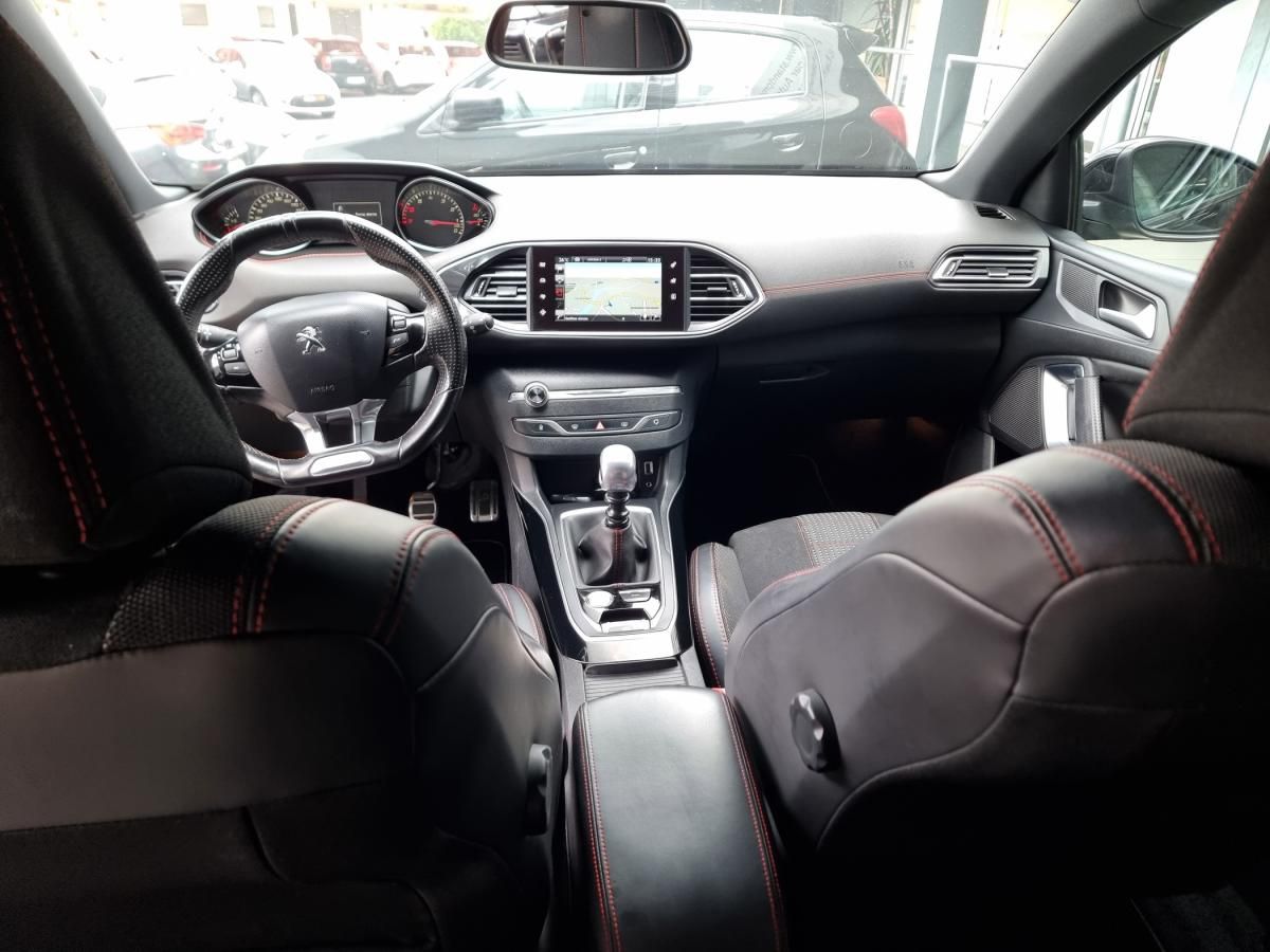 peugeot-308-2015-gasolina-1199cc