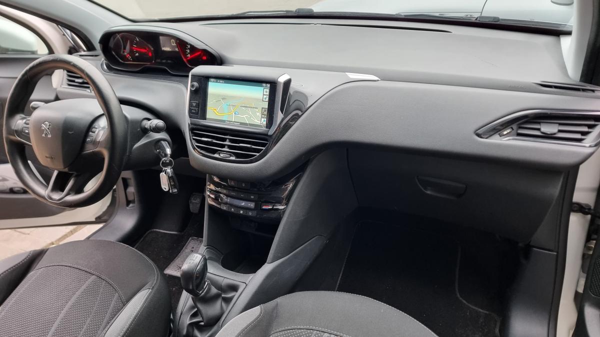 peugeot-208-2014-diesel-1560cc