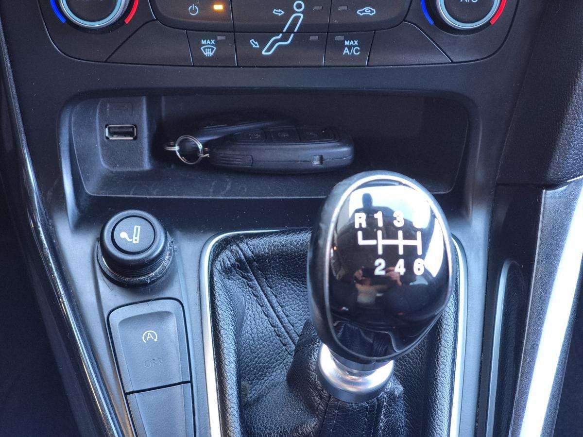 ford-focus-sw-2018-gasolina-998cc