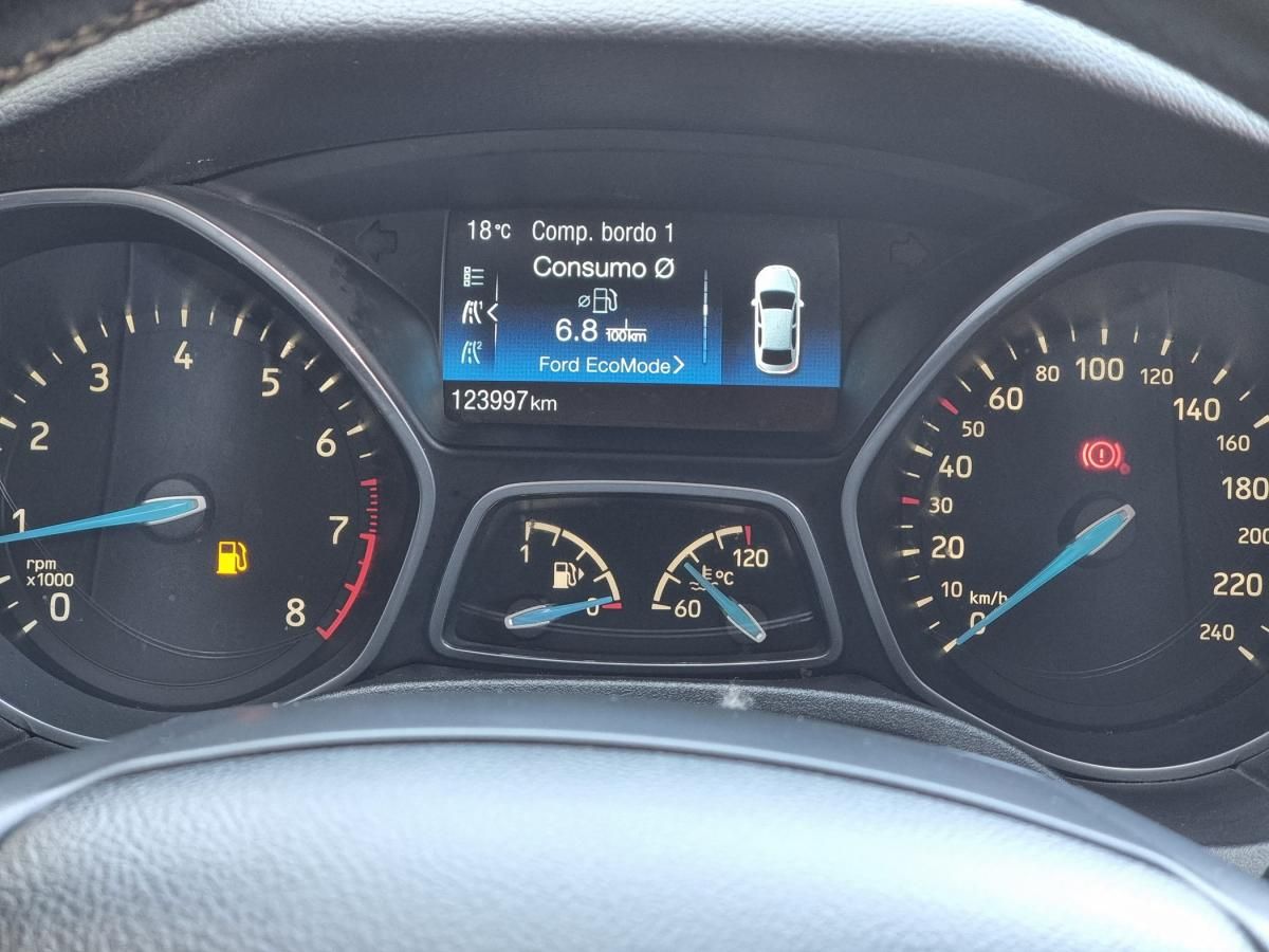 ford-focus-sw-2018-gasolina-998cc