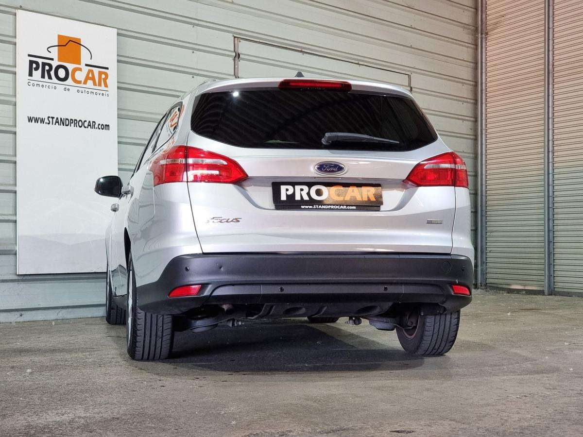 ford-focus-sw-2018-gasolina-998cc