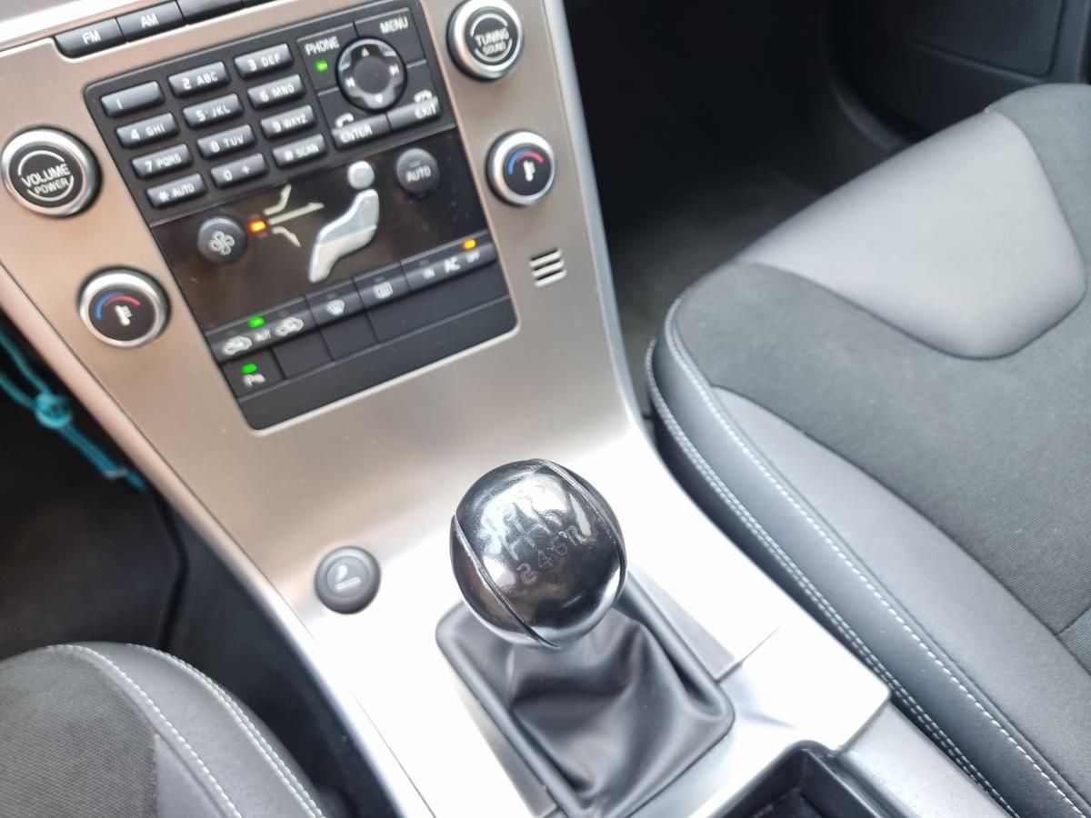 volvo-xc60-2010-diesel-1984cc