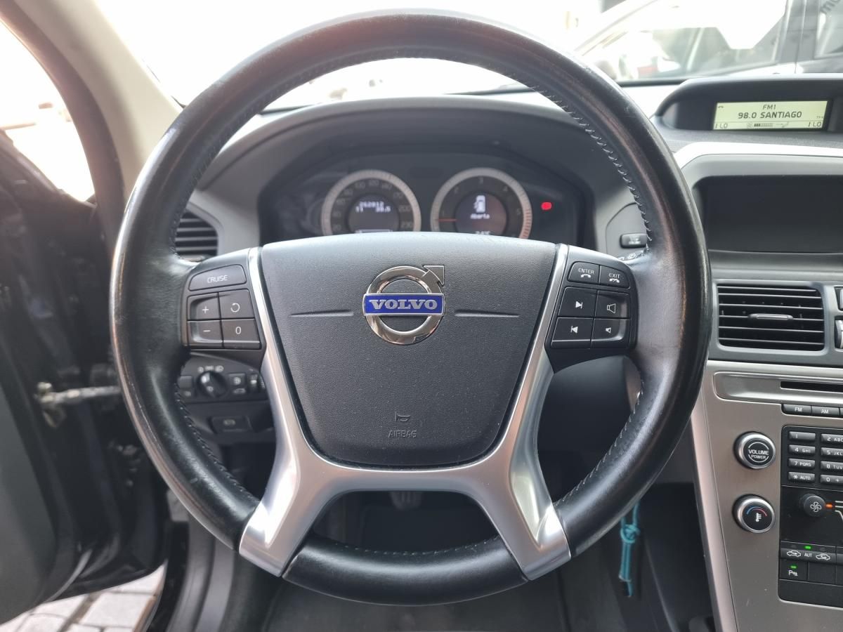 volvo-xc60-2010-diesel-1984cc