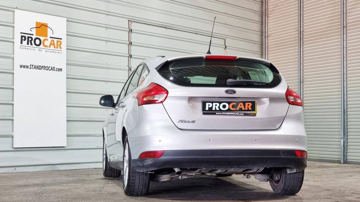 ford-focus-2017-diesel-1499cc