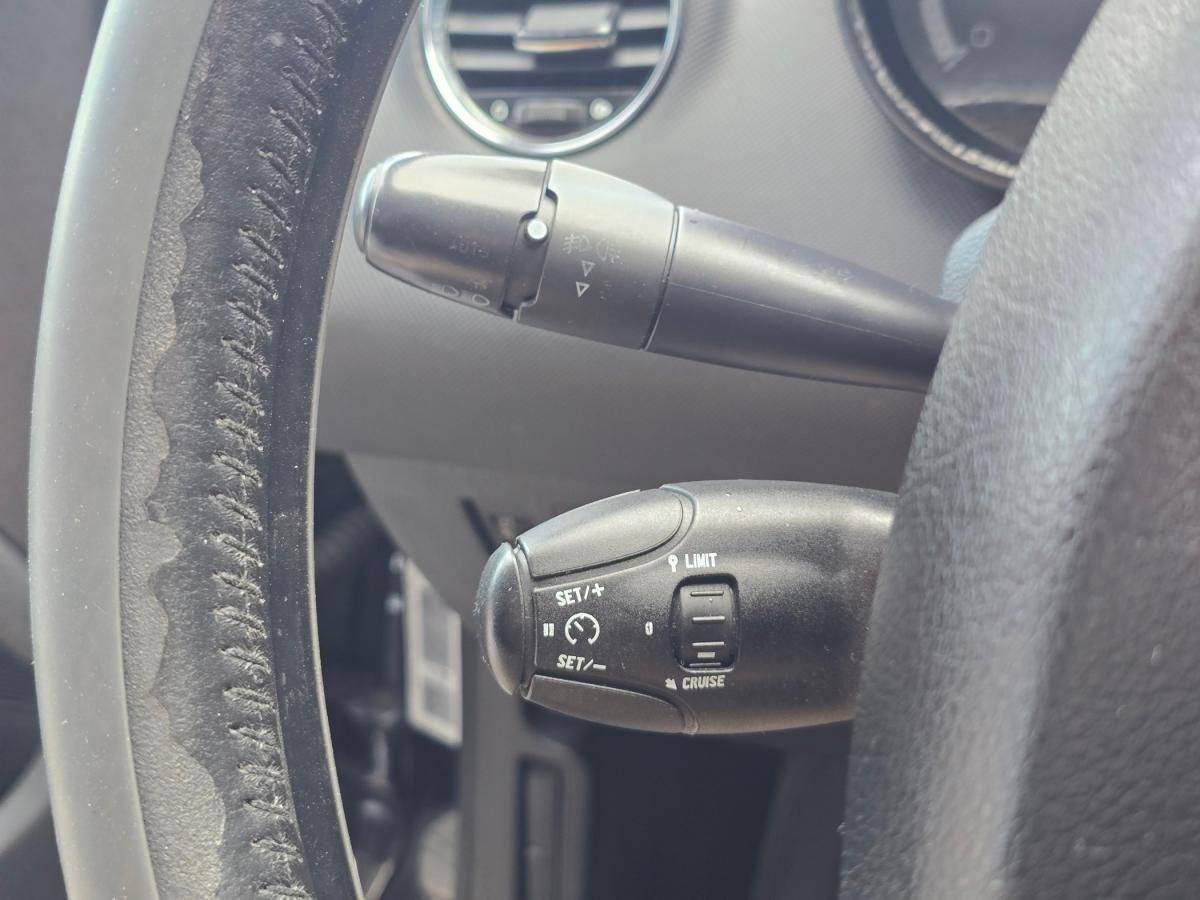 peugeot-308-sw-2010-diesel-1560cc
