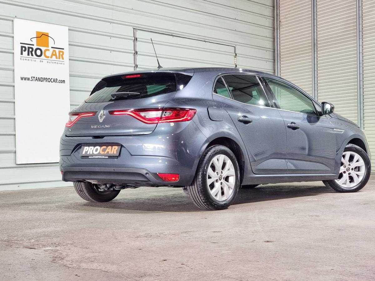 renault-megane-2019-diesel-1461cc