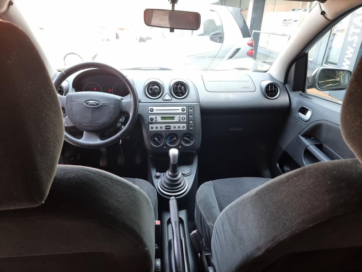 ford-fiesta-2005-gasolina-1242cc