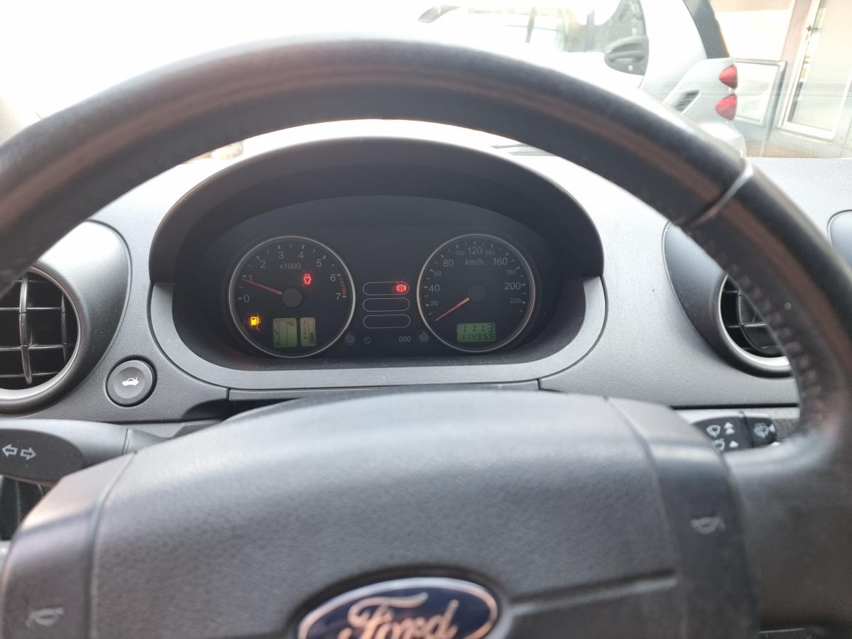 ford-fiesta-2005-gasolina-1242cc