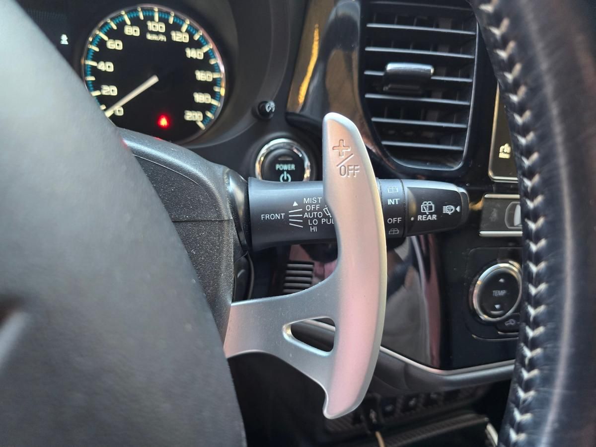 mitsubishi-outlander-2019-hibrido-a-gasolina-2360cc