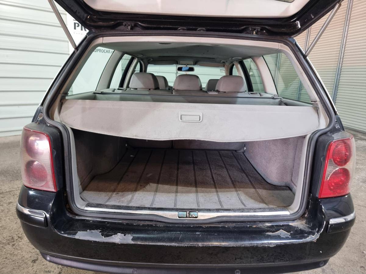 volkswagen-passat-variant-2003-diesel-1896cc