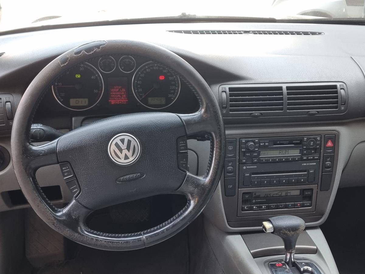 volkswagen-passat-variant-2003-diesel-1896cc