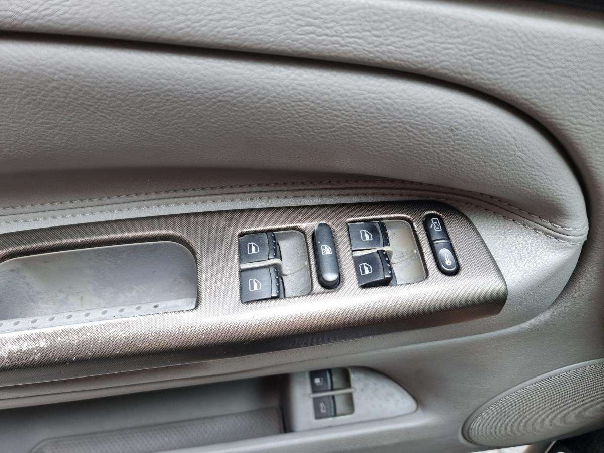 volkswagen-passat-variant-2003-diesel-1896cc