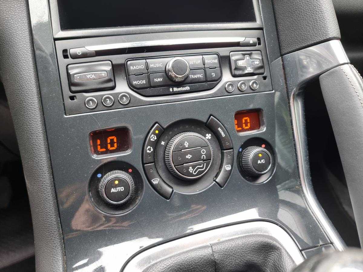 peugeot-3008-2014-diesel-1560cc