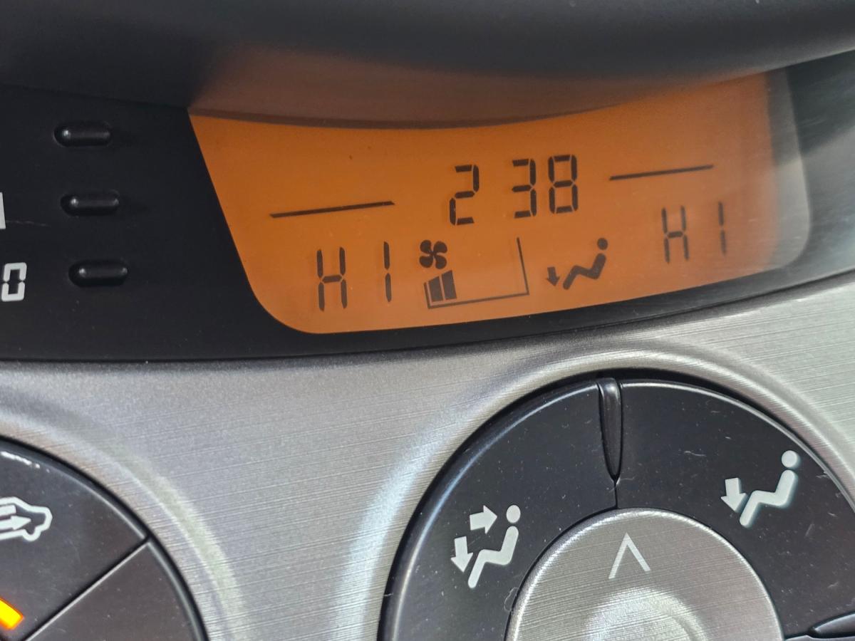 toyota-rav4-2006-diesel-2231cc