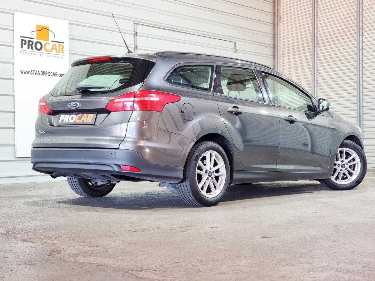 ford-focus-sw-2017-diesel-1499cc