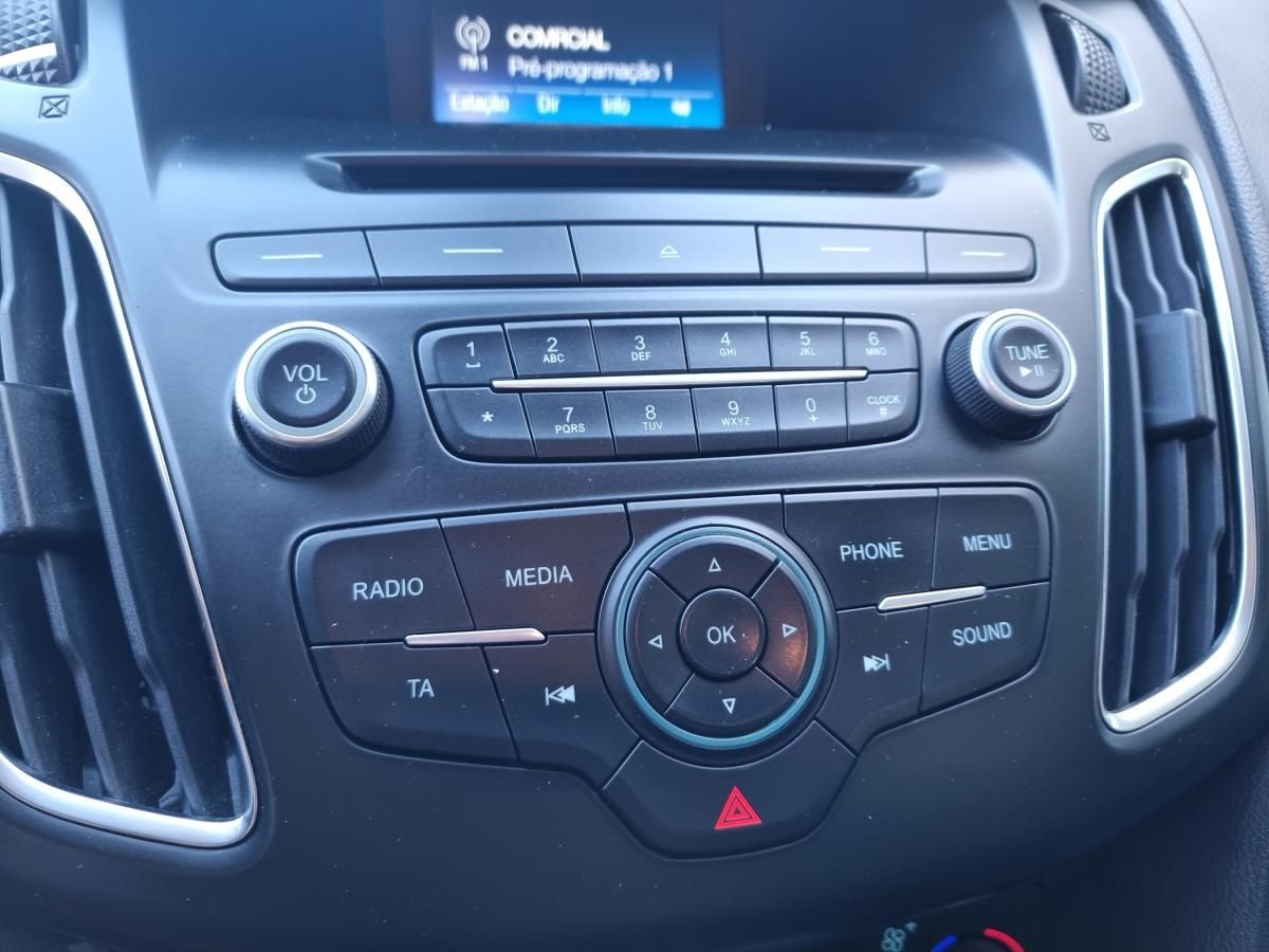 ford-focus-sw-2017-diesel-1499cc
