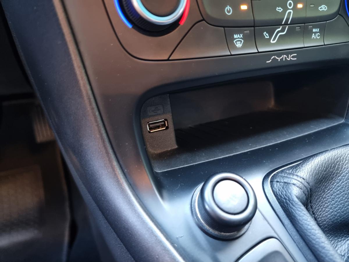 ford-focus-sw-2017-diesel-1499cc