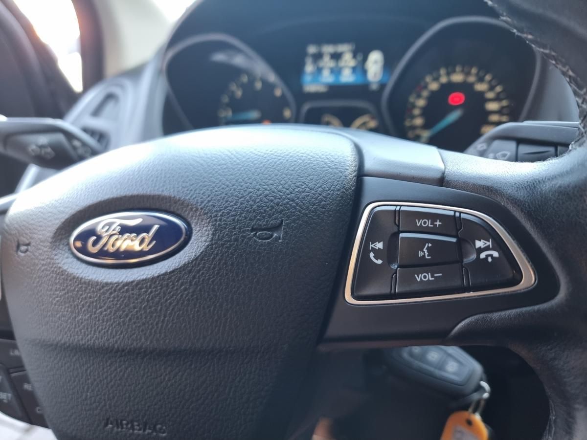 ford-focus-sw-2017-diesel-1499cc