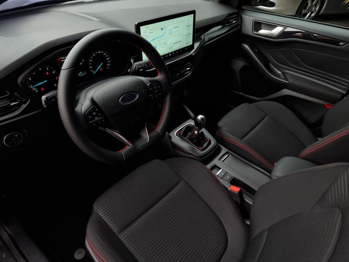 ford-focus-2025-gasolina-998cc