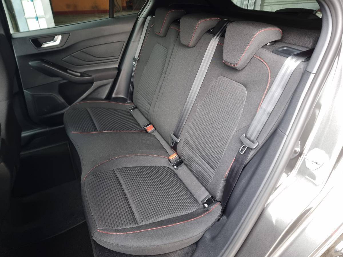 ford-focus-2025-gasolina-998cc