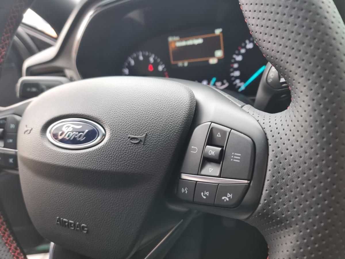 ford-focus-2025-gasolina-998cc