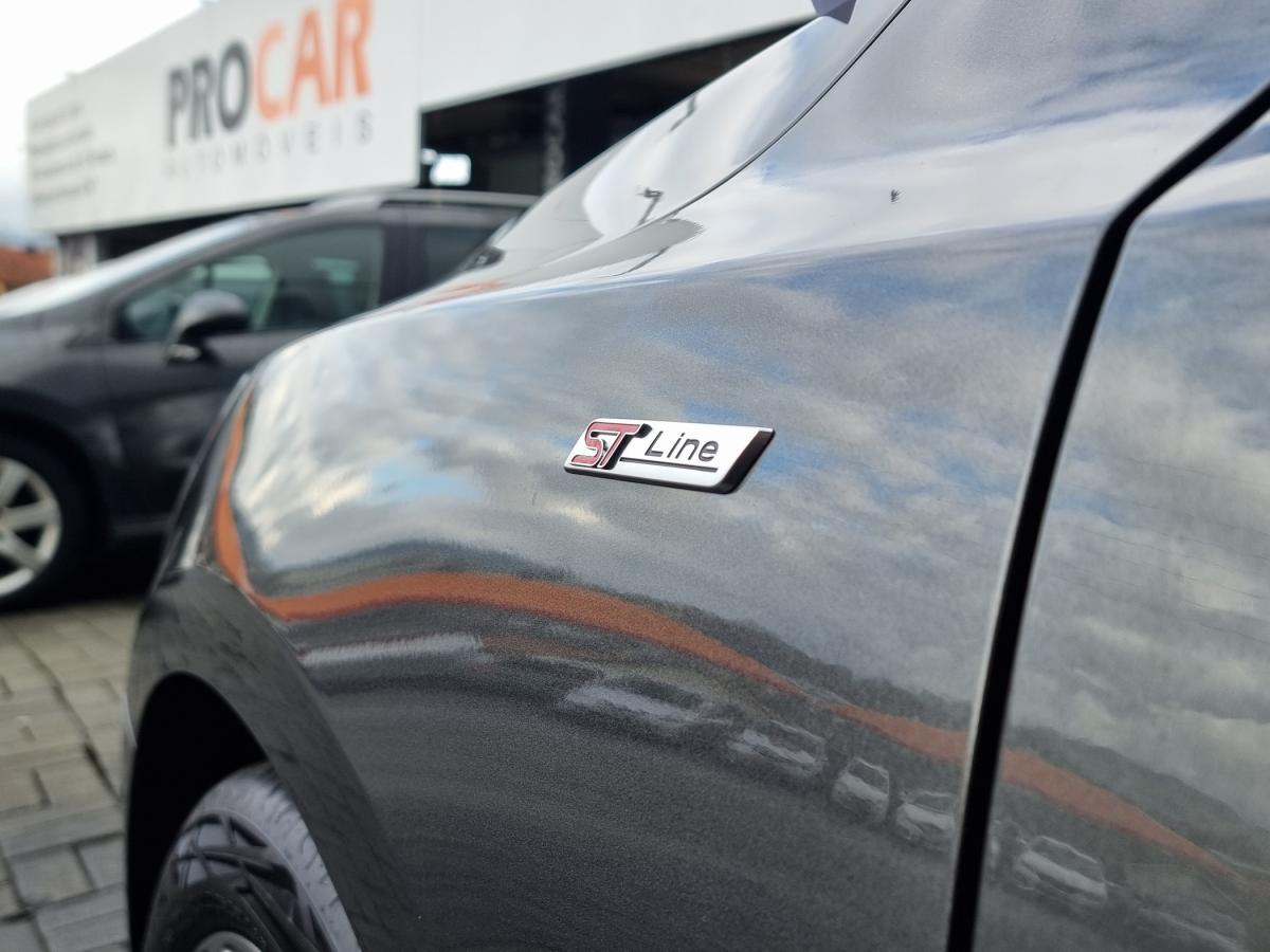 ford-focus-2025-gasolina-998cc