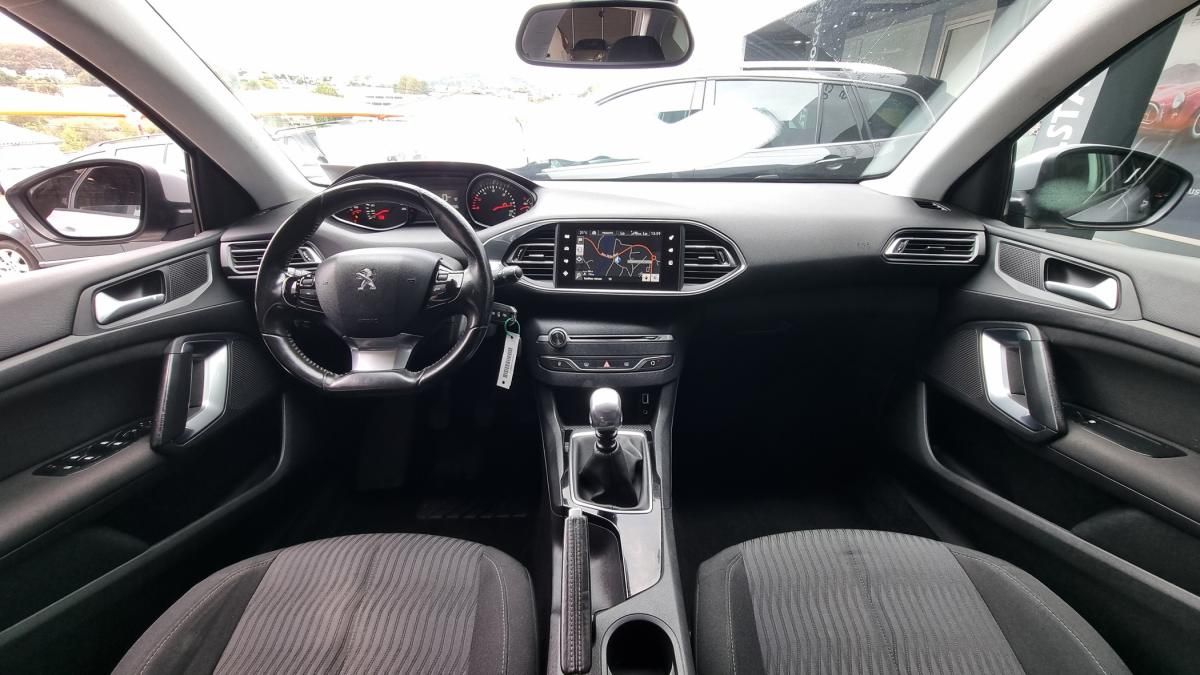 peugeot-308-sw-2015-diesel-1560cc