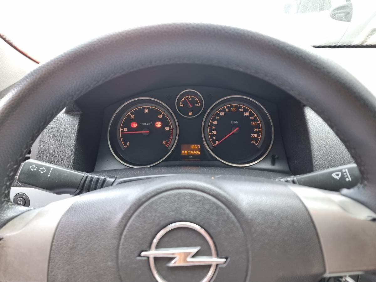 opel-astra-2004-diesel-1686cc