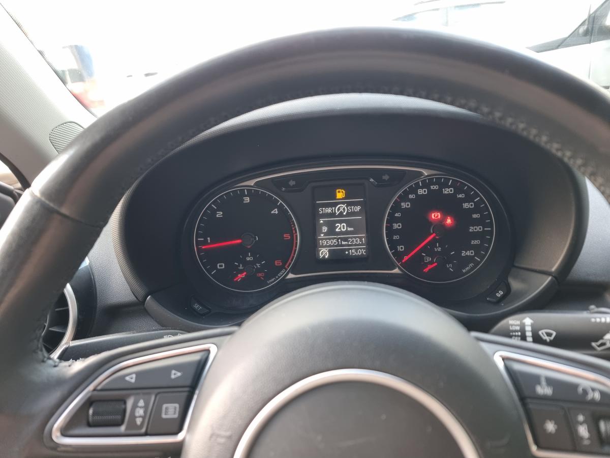 audi-a1-2014-diesel-1598cc