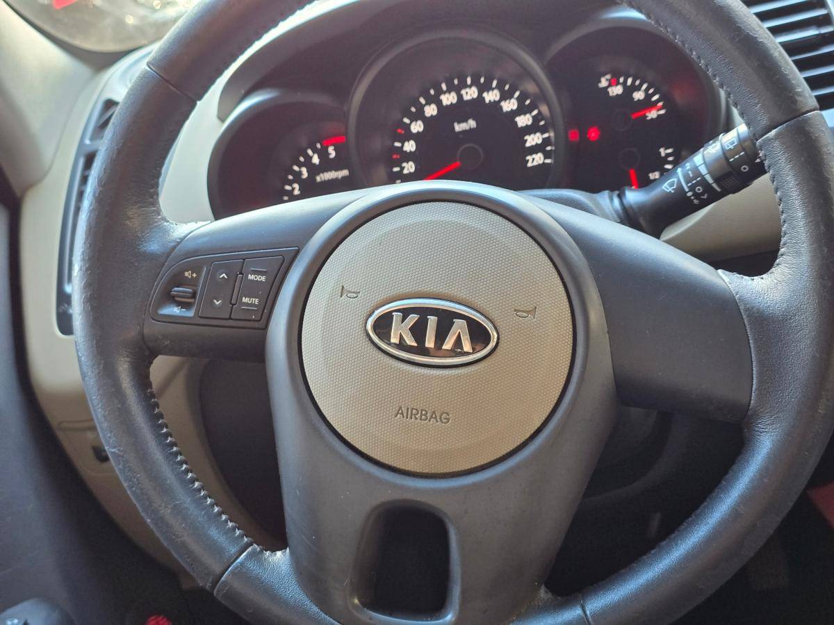 kia-soul-2009-diesel-1582cc