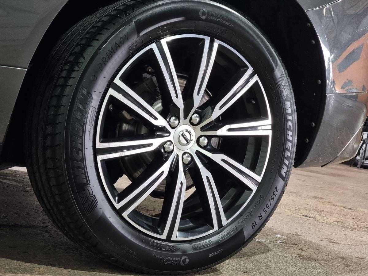 volvo-xc60-2018-diesel-1969cc