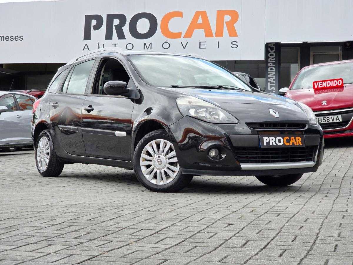 renault-clio-sport-tourer-2011-diesel-1461cc