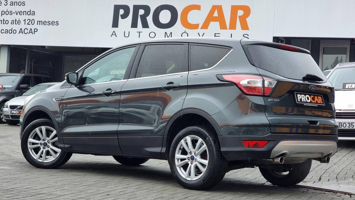 ford-kuga-2018-diesel-1499cc