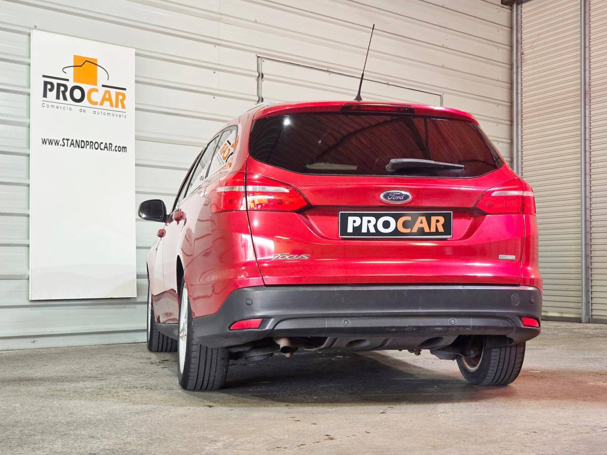 ford-focus-sw-2015-gasolina-998cc