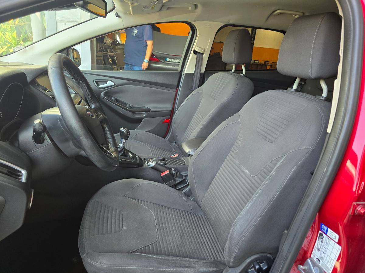 ford-focus-sw-2015-gasolina-998cc