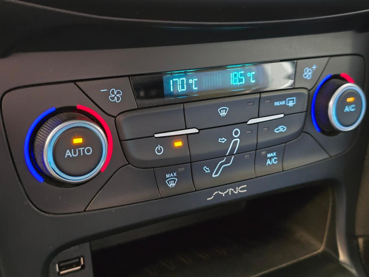 ford-focus-sw-2015-gasolina-998cc