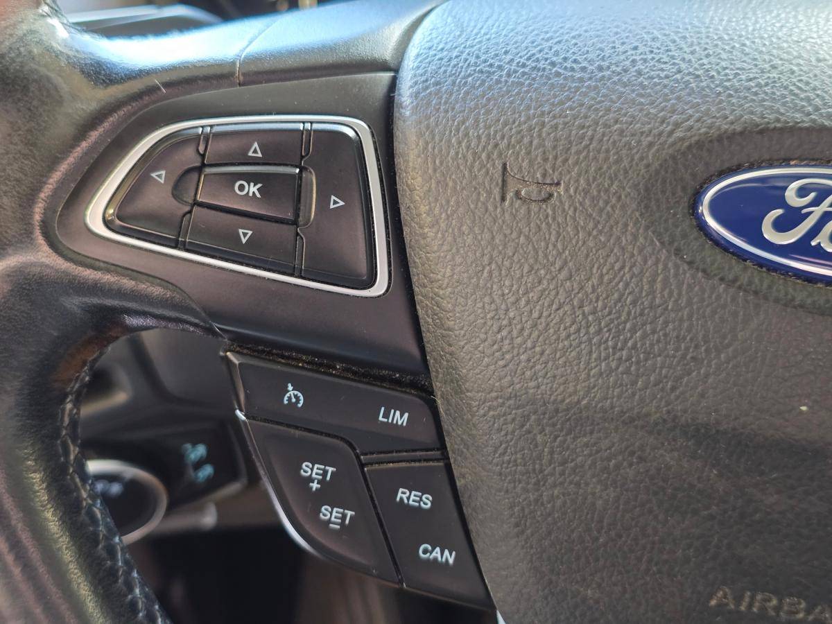 ford-focus-sw-2015-gasolina-998cc