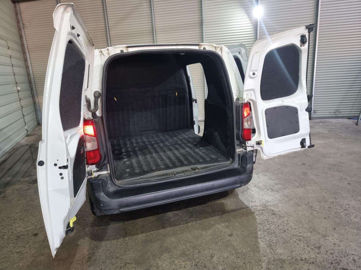 peugeot-partner-2019-diesel-1560cc