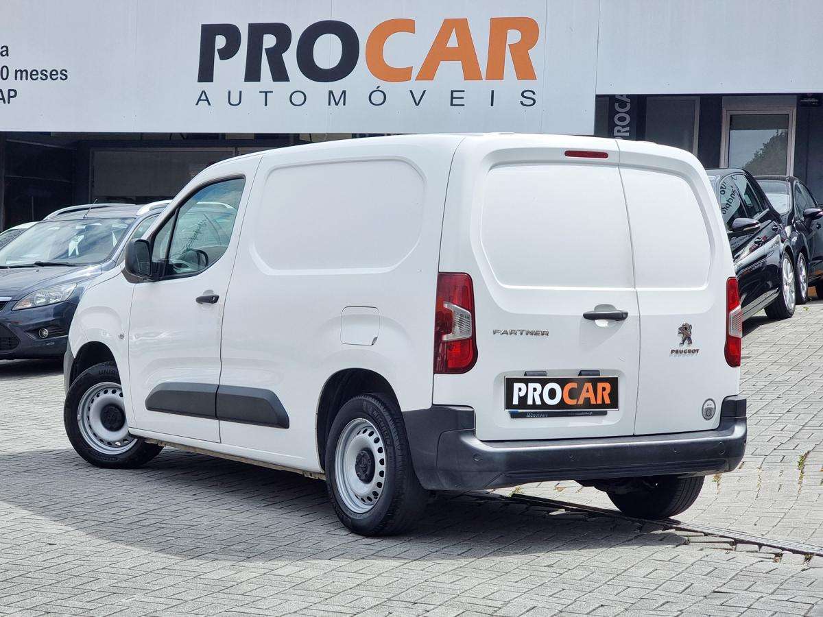 peugeot-partner-2019-diesel-1560cc