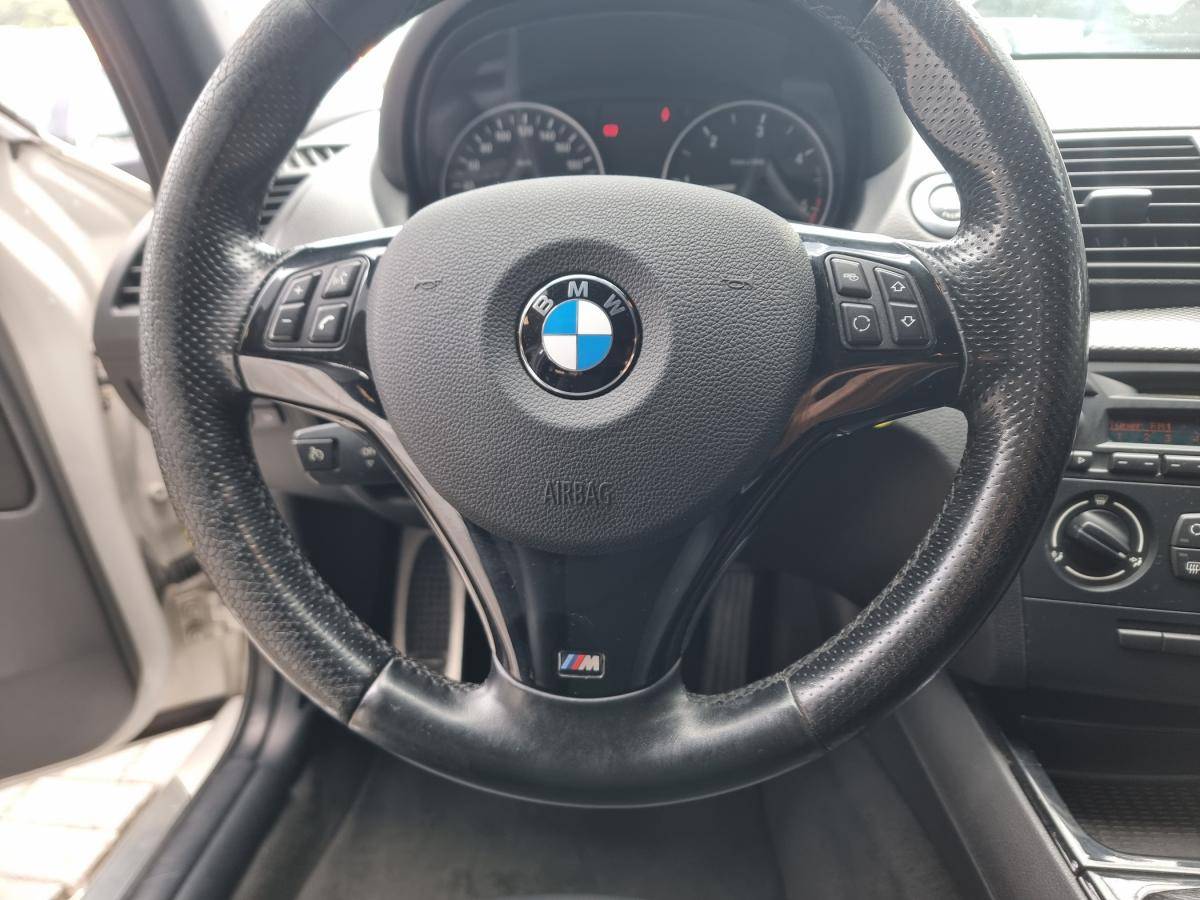 bmw-serie-1-2011-diesel-1995cc