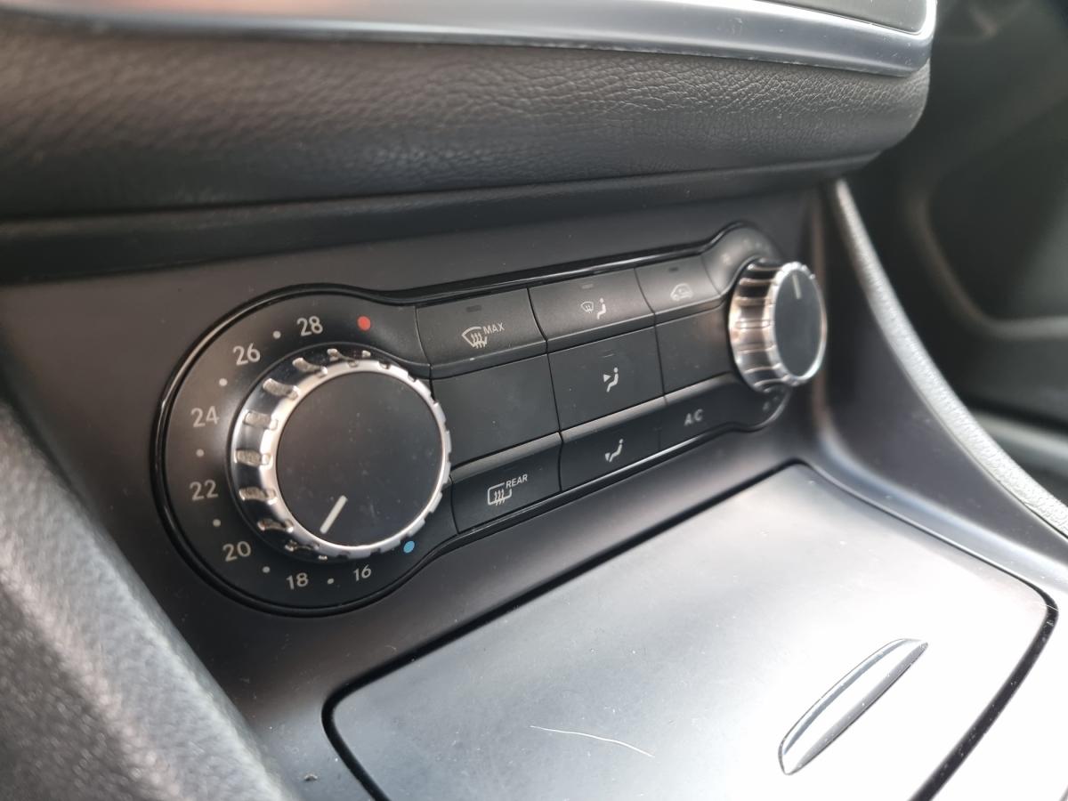 mercedes-benz-gla-2015-diesel-1461cc