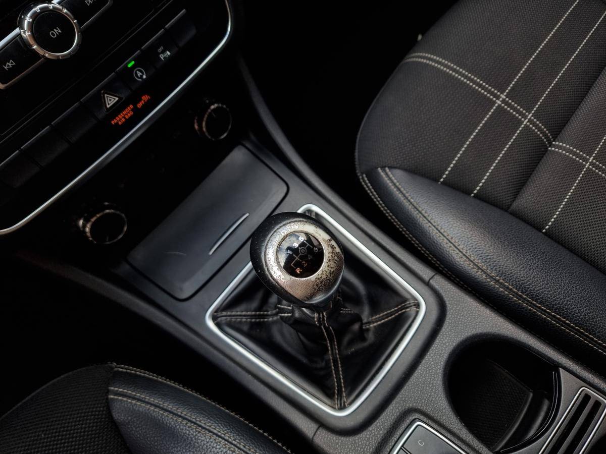 mercedes-benz-gla-2015-diesel-1461cc
