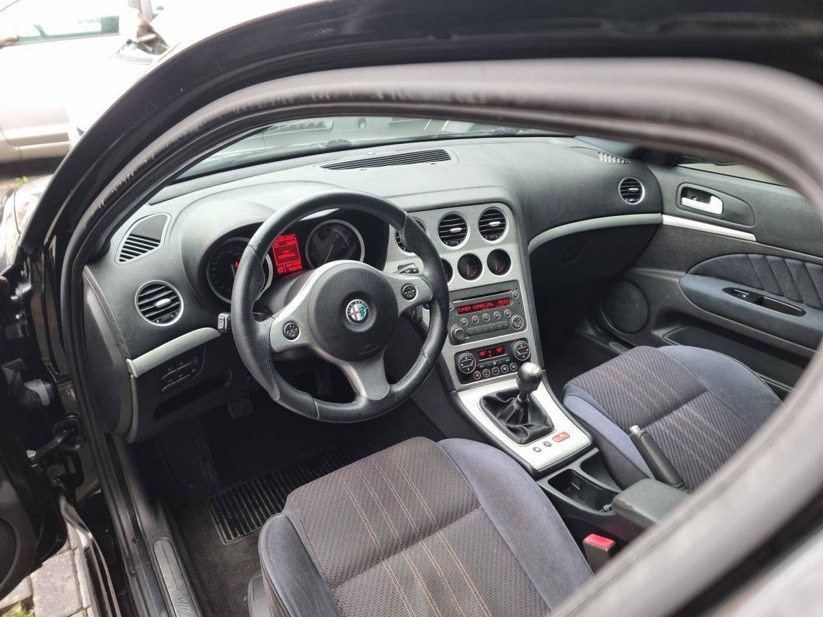 alfa-romeo-159-sportwagon-2010-diesel-1910cc