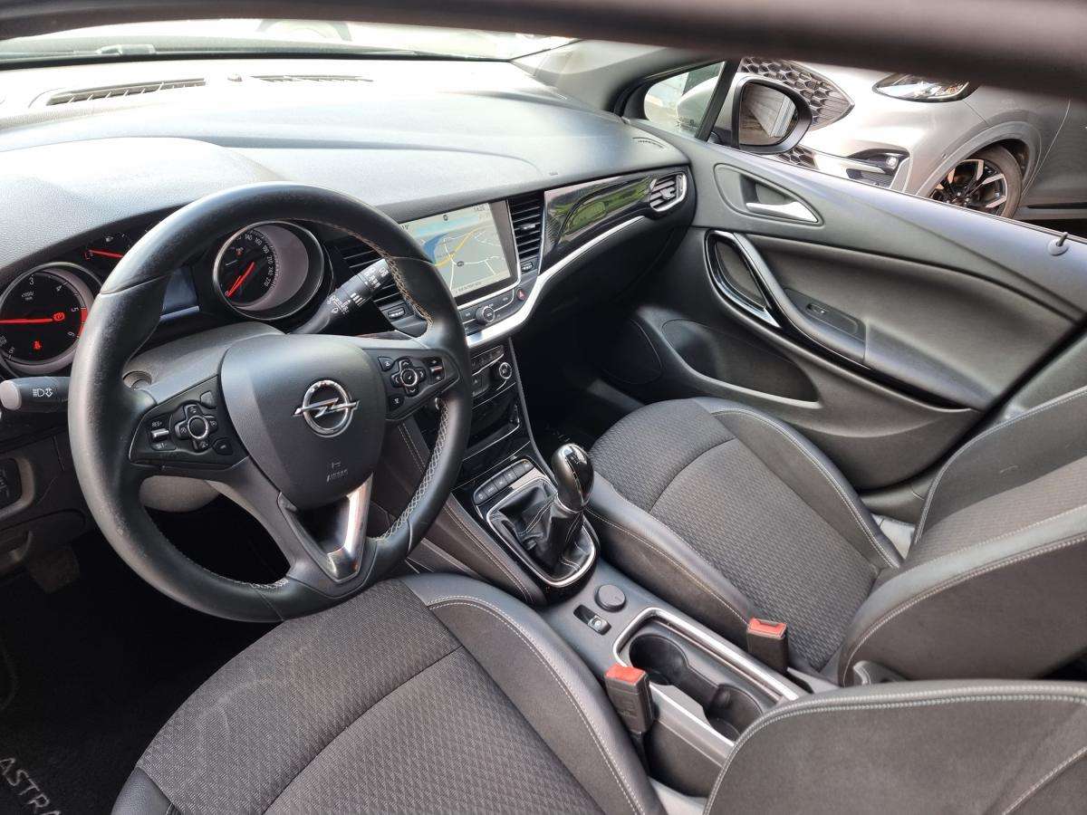 opel-astra-sport-tourer-2016-diesel-1598cc