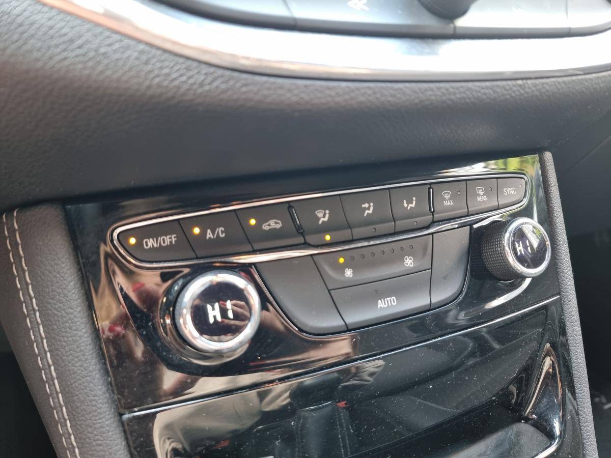 opel-astra-sport-tourer-2016-diesel-1598cc