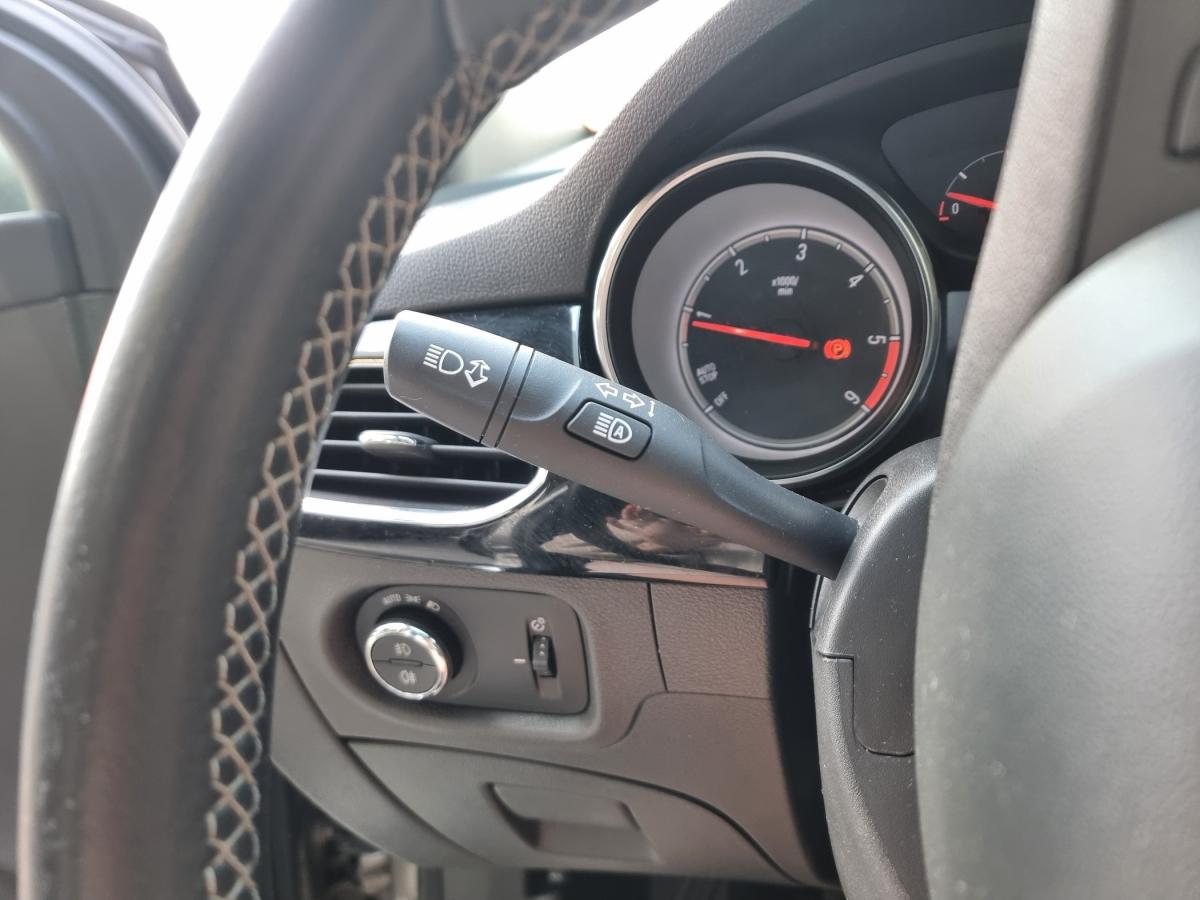 opel-astra-sport-tourer-2016-diesel-1598cc